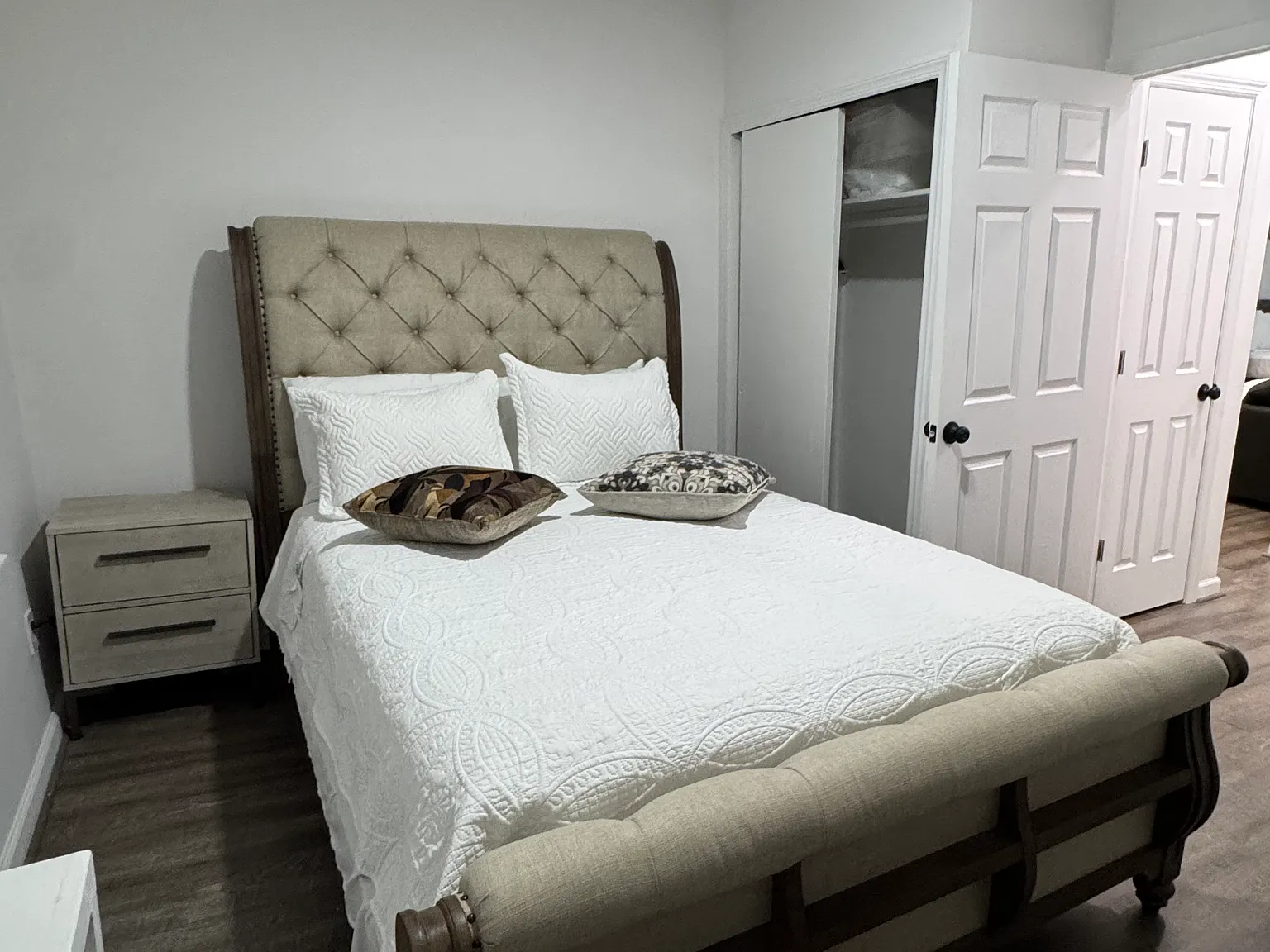 2 bed, 800 sqft, $2,600 — Photo 4
