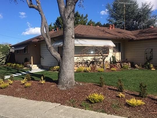 2nd image of 525 Pomeroy Ave
