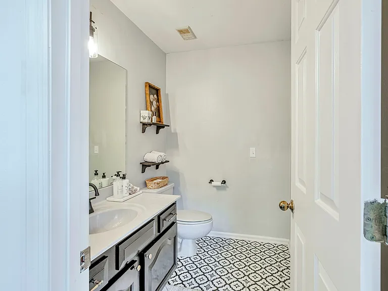 1232 Reelfoot Cir — Photo 11