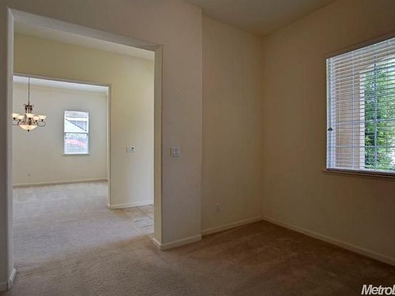 5th image of 1869 Casterbridge Dr
