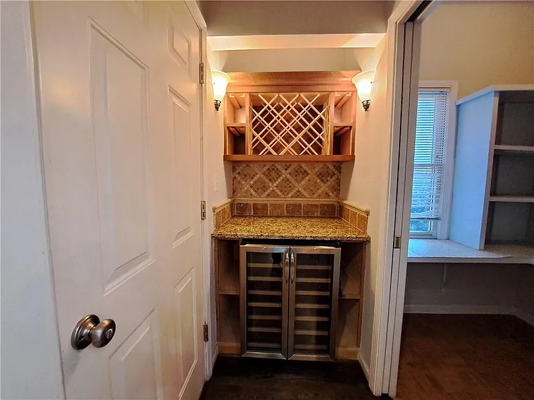 2242 Lenox Walk — Photo 13