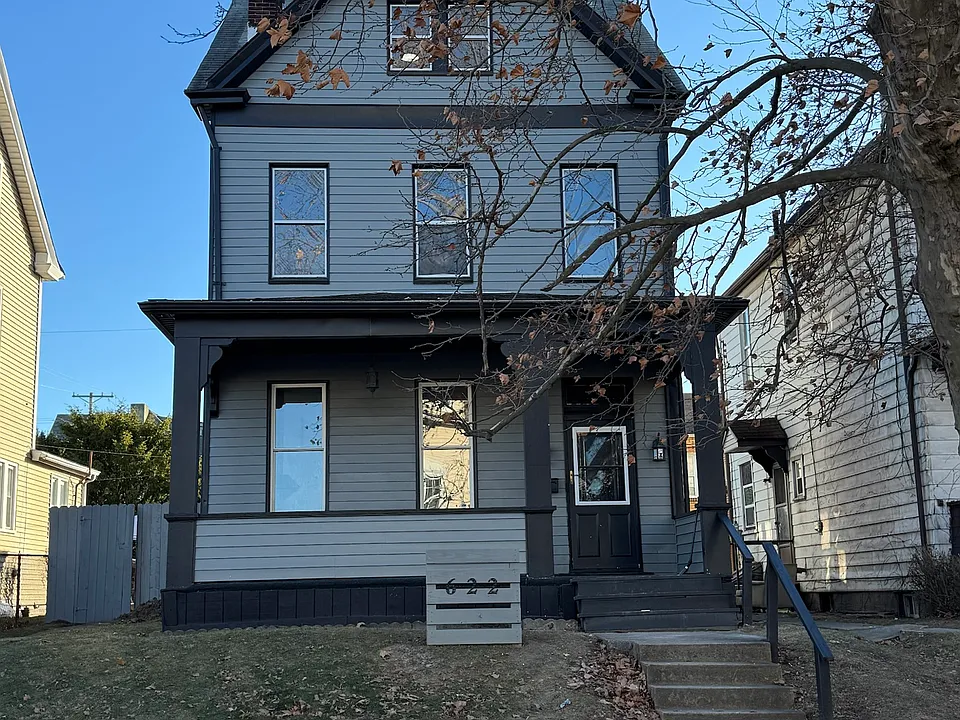 622 E 13th Ave