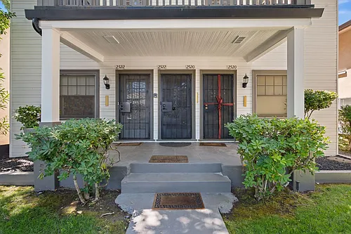 2522 G St #2522 Photo 1
