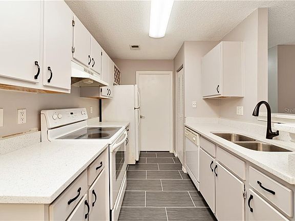 5th image of 2533 Grassy Point Dr Unit 111