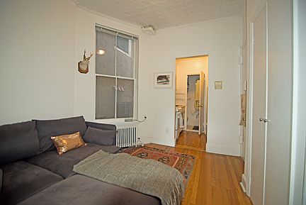 2nd image of 349 West Broadway
