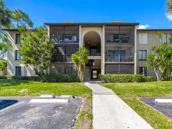 712 Sunny Pine Way #A1, Greenacres, FL 33415