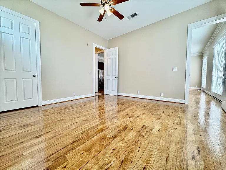 314 W Bell St #201 — Photo 26