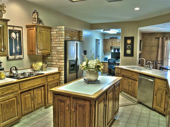 5th image of 606 Golondrina Dr
