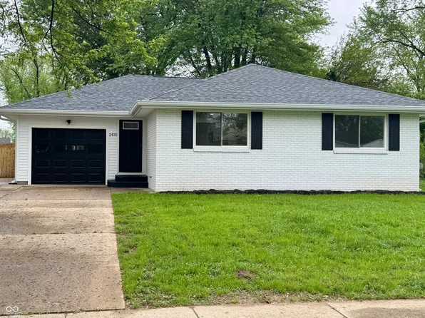 2431 Timbercrest Dr, Columbus, IN 47203
