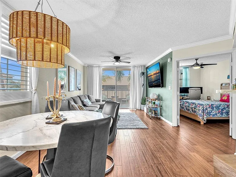 1801 N Flagler Dr #416 — Photo 7