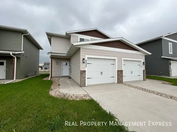 9652 W Tunis Dr, Sioux Falls, SD 57106