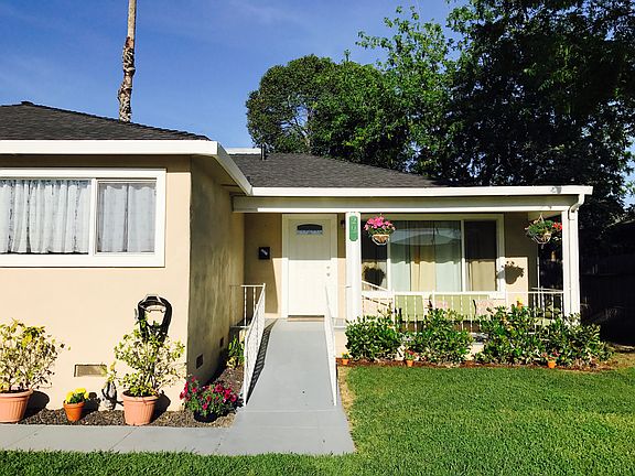 5th image of 207 Palin Ave