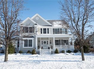 102 Orchard Rd, Skaneateles, NY 13152