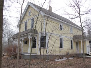 12026 W Freistadt Rd, Mequon, WI 53097