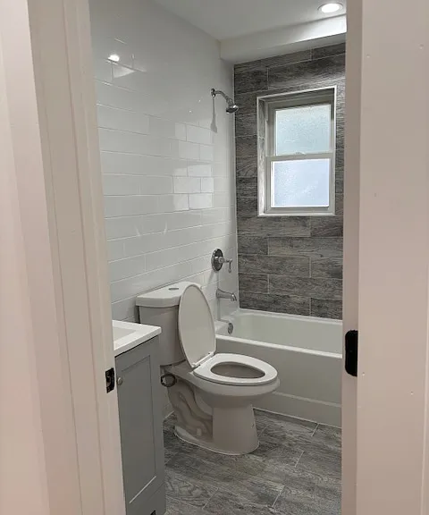 159 Beach 25th St #3 — Photo 4