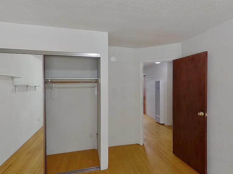 2750 Dwight Way — Photo 15