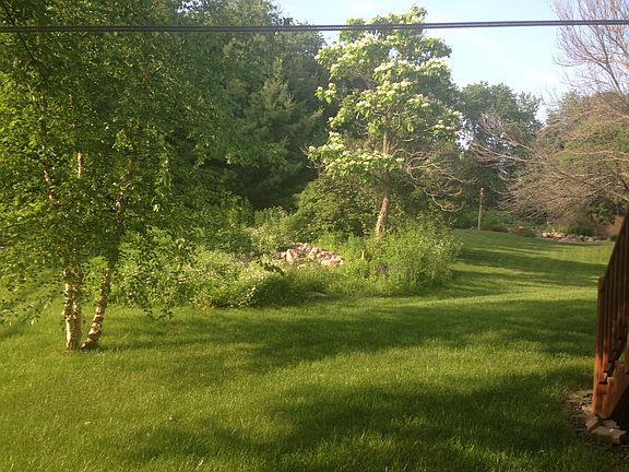 2nd image of 904 Lavon Ln