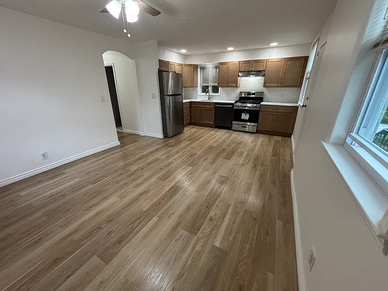 102 Woodland Ave #1 — Photo 2