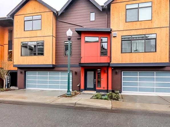16013 1st Avenue NE, Duvall, WA 98019