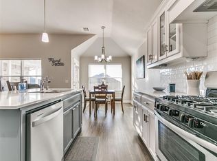 9432 NW 87th Pl, Yukon, OK 73099