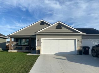 2100 Parkview Dr, Seward, NE 68434