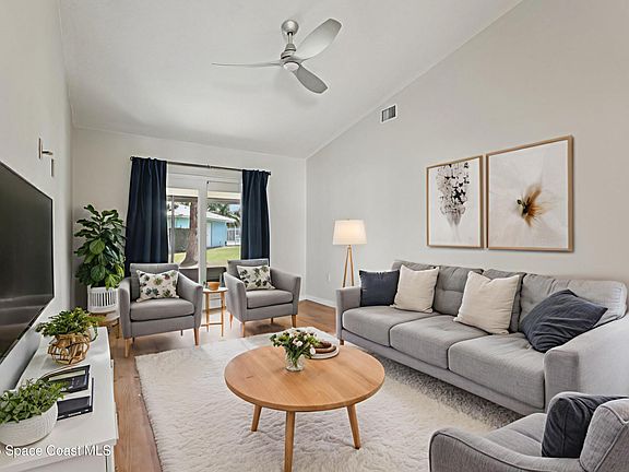 2nd image of 1731 Bluebird Ct