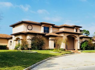 310 Manor Rd, Laredo, TX 78041