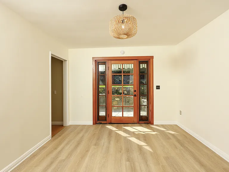 7574 Seneca Pl — Photo 6