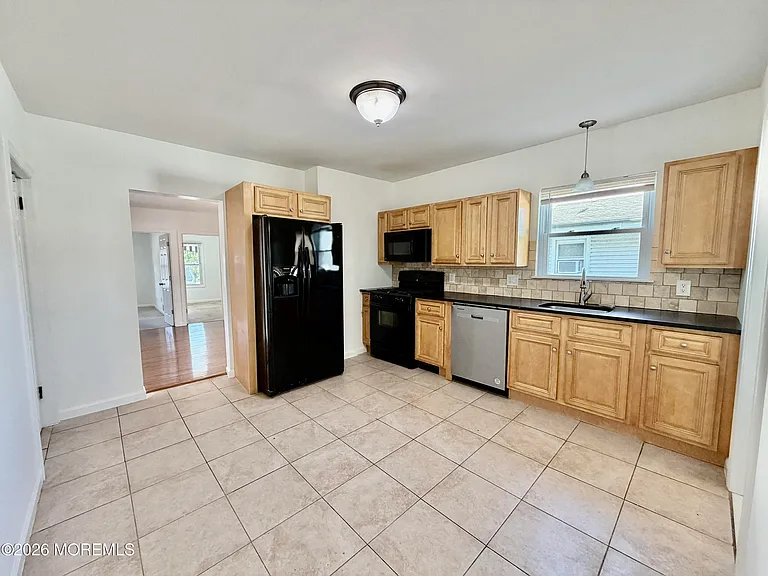 403 Park Place Ave #1 — Photo 12