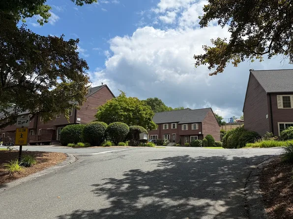 479 Northboro Rd W Unit 2, Marlborough, MA 01752