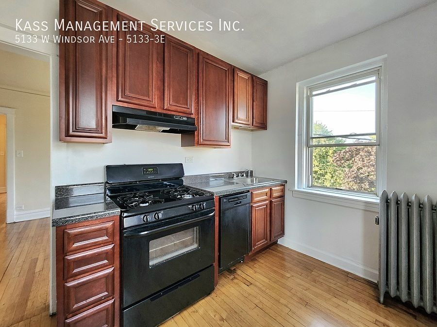 1st image of 5133 W Windsor Ave APT 3E