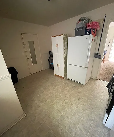 951 E Logan Ave #A — Photo 6