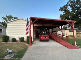 1526 Lincoln Trl, Van Buren, AR 72956