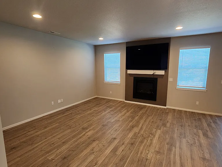 15825 SW Thrush Ln — Photo 2