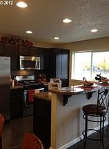 2nd image of 600 SE 11th Ave