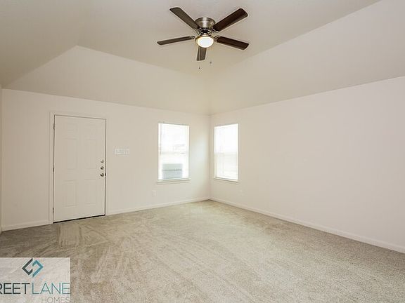 2nd image of 1029 E Cannon St