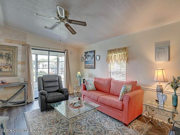 4th image of 814 Lychee Dr