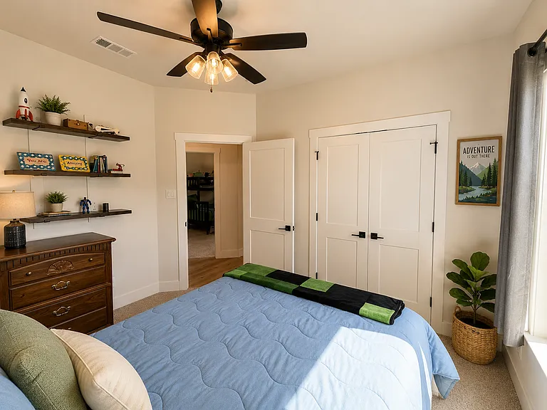 2045 Horatio St — Photo 25