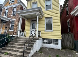 311 E University Ave, Cincinnati, OH 45219