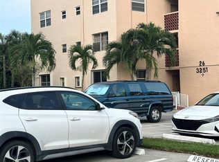 3251 Holiday Springs Blvd APT 201, Margate, FL 33063