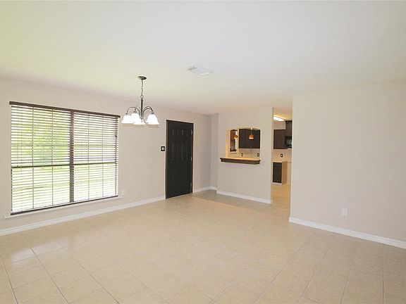 5th image of 12318 Greensbrook Forest Dr