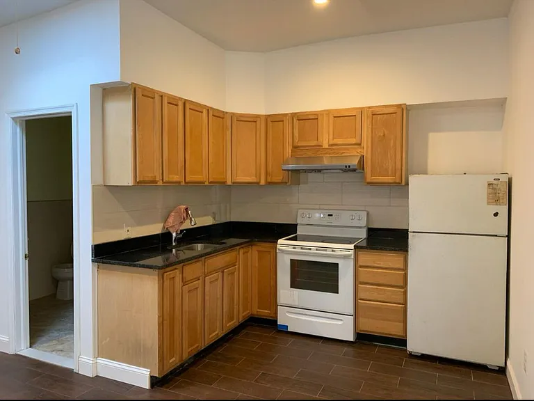 1017 Christian St #3 — Photo 5