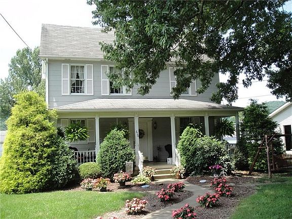 2nd image of 610 Hill St
