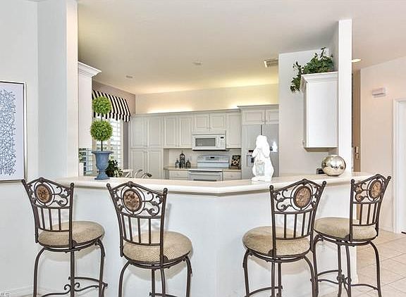 4th image of 20030 Seagrove St Unit 1504