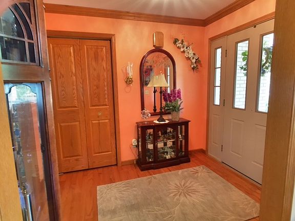 2nd image of 3819 Crystal Dr