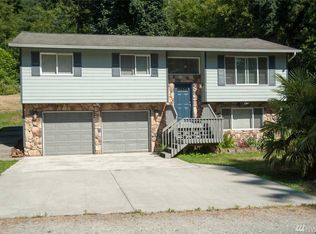 376 Evergreen Park Rd, Camano Island, WA 98282