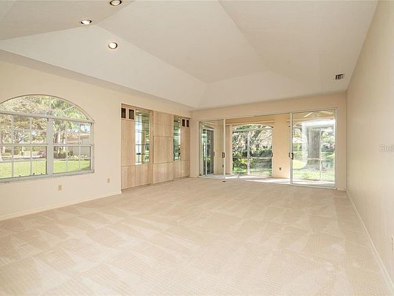 2nd image of 3979 Chatsworth Greene #43