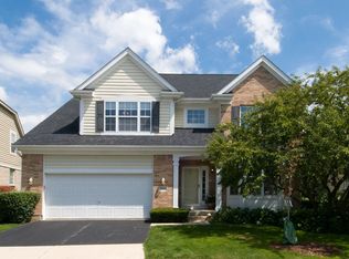 2065 Inverness Dr, Vernon Hills, IL