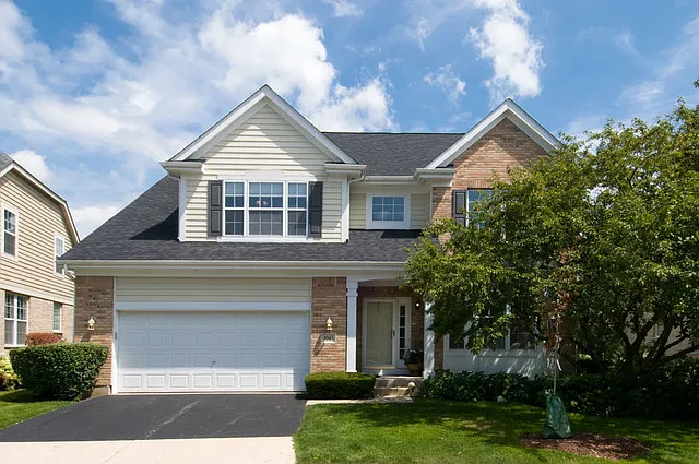 2065 Inverness Dr photo 1