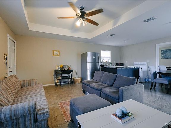 4th image of 731 N Cypress St